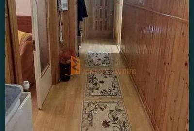 Apartament 4 camere cf 1 decomandat zona Centru - 7