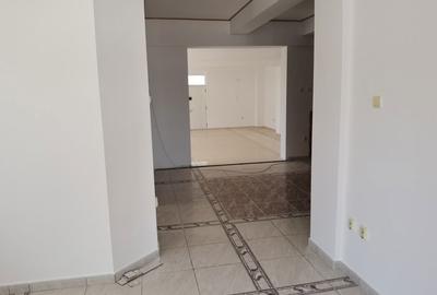 Casă cu 5 camere cu Teren 1438 Mp în Chiscani - 17
