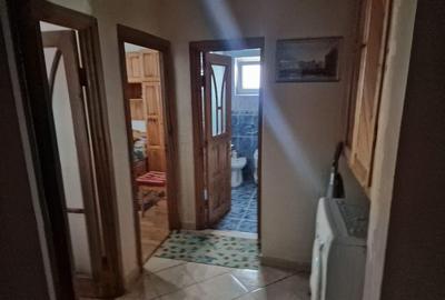 Apartament cu 3 camere decomandat în Ștefan cel Mare - 2