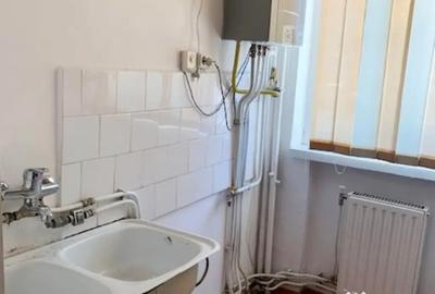 Spațiu comercial, de 35 mp, în Central - 4
