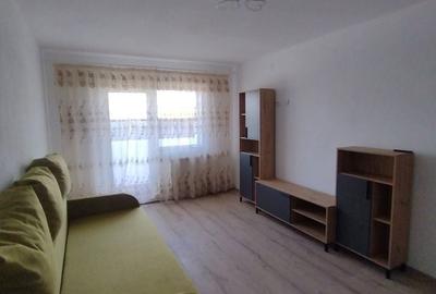 Apartament cu 4 camere decomandat în Lazaret - 3