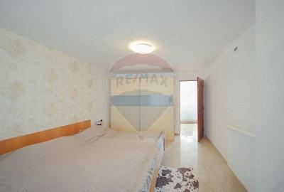 Casă cu 5 camere cu Teren 300 Mp în Sânmartin - 12