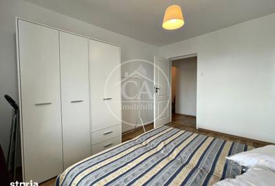 Apartament cu 3 camere semidecomandat în Centru Civic - 2
