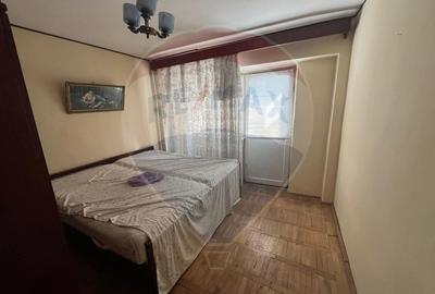 Apartament cu 3 camere decomandat în Central - 1