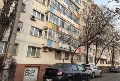 Apartament cu 2 camere semidecomandat în 1 Mai - 1