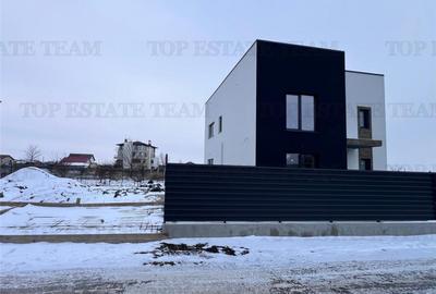 Vila individuala pe stil Mediteranean, cu 4 camere , 3 bai , - 10