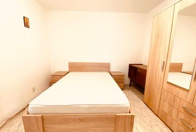 Apartament cu 2 camere nedecomandat în Podu Roș