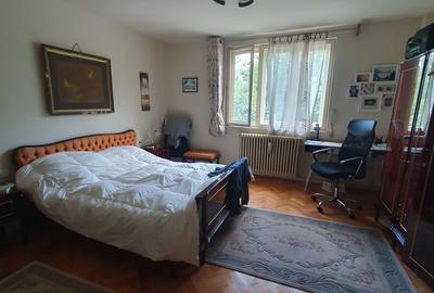 Apartament in casa, 3 camere, 200000 euro - 2