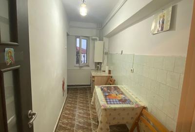 Garsonieră decomandată în Brăilei - 5