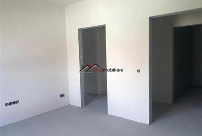 Duplex 4 camere, 120 mp utili,teren liber intre 50 si 150 mp. Zona foarte buna d Duplex 4 camere, 120 mp utili,teren liber intre 50 si 150 mp. Zona foarte buna d - 13
