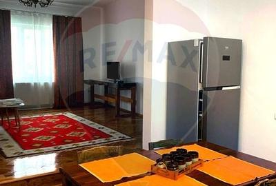 Apartament cu 3 camere de inchiriat-Centru Istoric - 2