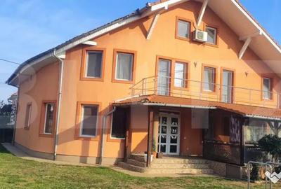 Casă cu 7 camere cu Teren 602 Mp în Nufărul - 11