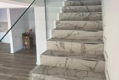 Casă cu 4 camere cu Canalizare în Exterior Est - 13