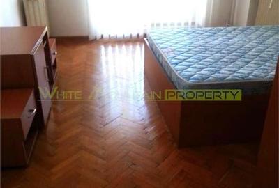 Apartament cu 4 camere în Unirii - 5