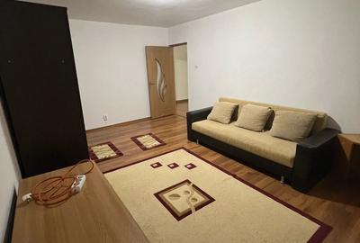 Proprietar, inchiriez apartament 2 camere - 6