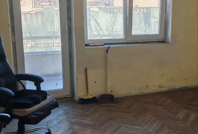 Apartament cu 3 camere decomandat în Peninsula - 15