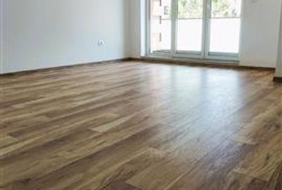 Apartament cu 3 camere decomandat, mobilat în Tractorul - 13