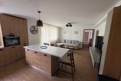 Apartament cu 4 camere în Central - 2