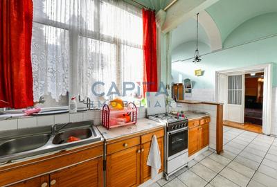 Casa in cladire istorica in centrul orasului Gherla - 22