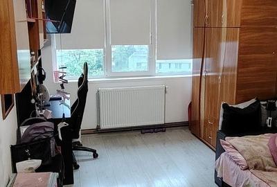 Apartament cu 2 camere decomandat în Podu Roș - 7