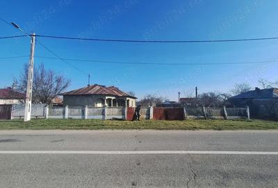 Casă cu 2 camere cu Teren 600 Mp în Văleni - 1