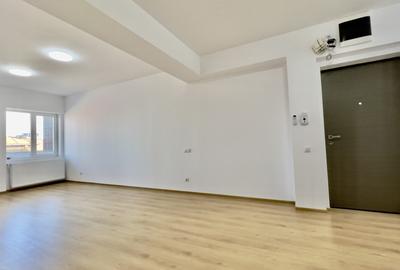 Apartament cu 4 camere semidecomandat în 13 Septembrie - 17