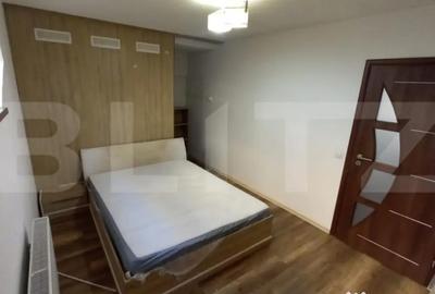 Apartament cu 3 camere decomandat în Europa