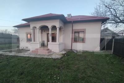 Casă cu 3 camere cu Teren 2200 Mp în Central - 4