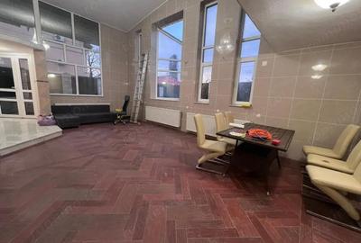 Apartament cu 5 camere decomandat în Gării - 4