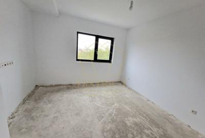 Duplex spatios despartit prin camera tehnica cu 5 camere | Urseni - 7