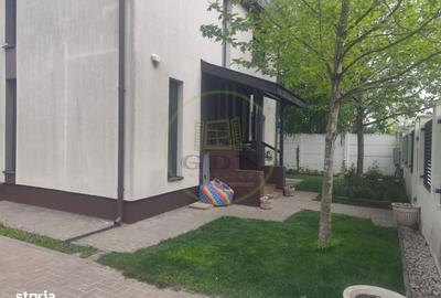 Casă cu 4 camere în Preajba