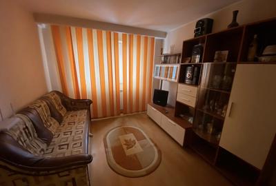 De vanzare apartament cu 2 camere decomantat I.C.Frimu - 2