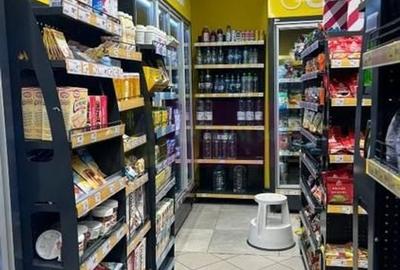 Inchiriere spatiu comercial in zona Unirii-Nerva Traian stradal Inchiriere spatiu comercial in zona Unirii-Nerva Traian stradal - 2