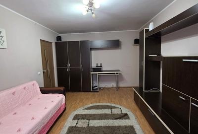 Apartament cu 2 camere decomandat în Prelungirea Ghencea