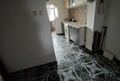 Apartament cu 3 camere decomandat în Cug - 8