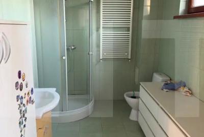 Casă cu 5 camere cu Canalizare în Central - 2