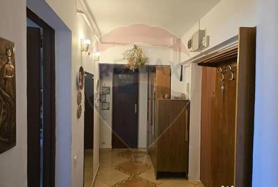 Apartament cu 2 camere decomandat în Central - 3