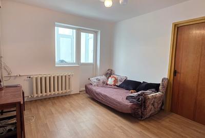 Apartament cu 2 camere nedecomandat în Tomis III - 14