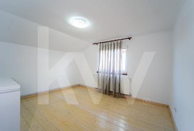 Casă individuală cu 5 camere cu Canalizare în Cristian - 17