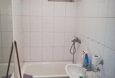 Central, casa cu 10 spatii, 3 bai, parter plus 2 etaje, - 5