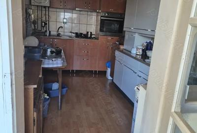 Casa de vanzare in Ghiroda 1.000 mp teren | 4 camere | 2 bai | 2 intrari separate - 4