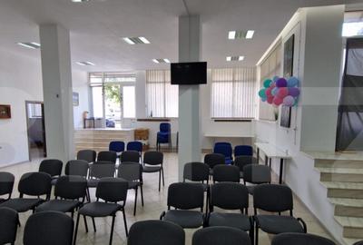 Spatiu comercial de vanzare, 181 mp, in partea de jos a oras - 3