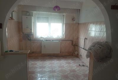 Apartament 3 camere de vanzare - 2