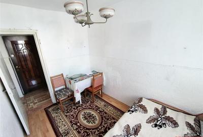 Apartament 3 camere semidecomandat - etajul 2 - 5