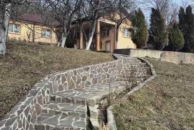 Casă cu 6 camere în Prahuda - 2