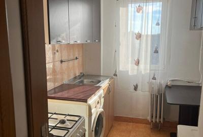 Inchiriez apartament cu doua camere - 2