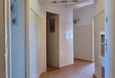 Apartament cu 3 camere decomandat în Trocadero - 10