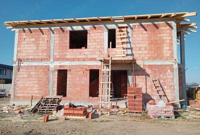 Casă cu Teren 250 Mp în Chișoda - 11