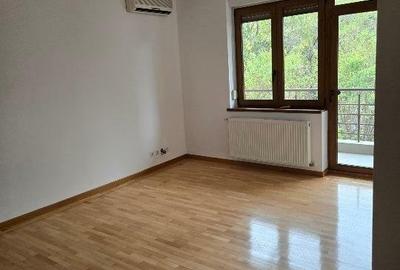 Casă individuală cu 7 camere cu Piscina în Iancu Nicolae - 4