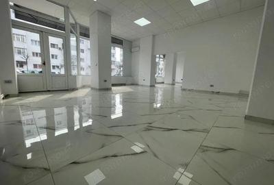 Vanzare spa?iu comercial - renovat - Rovinari - 9